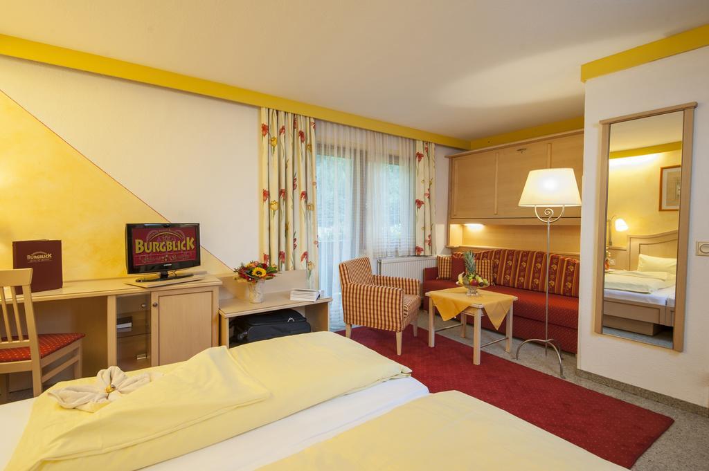 Hotel-Restaurant Burgblick Dorfgastein Szoba fotó